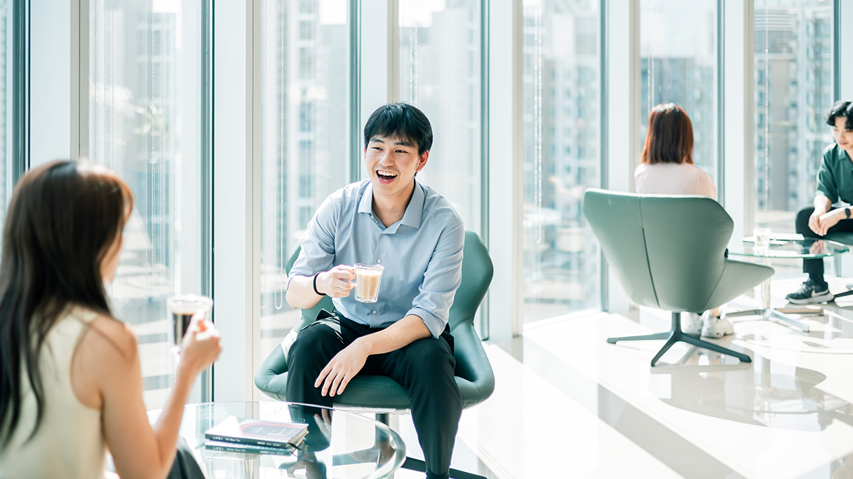 Chinachem Group internship candidate profile: Proactive undergraduates with strong communication skills and a professional interest in the real estate industry and corporate business operations.