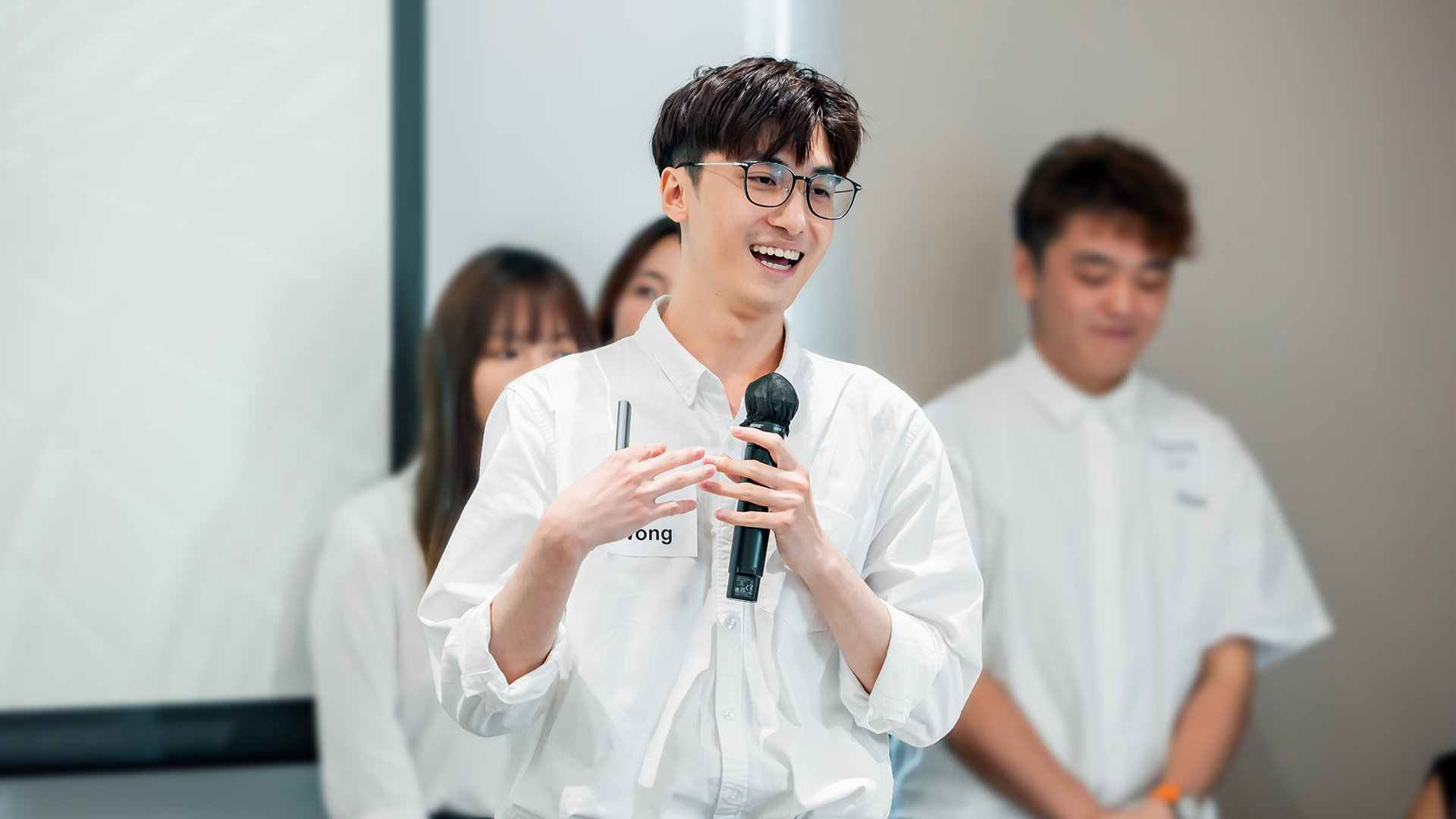 Jason Wong, Human Resources Intern at Chinachem Group, sharing his professional experience in recruitment, onboarding processes, and artificial intelligence-driven multimedia training initiatives during the 2026 Internship Programme.